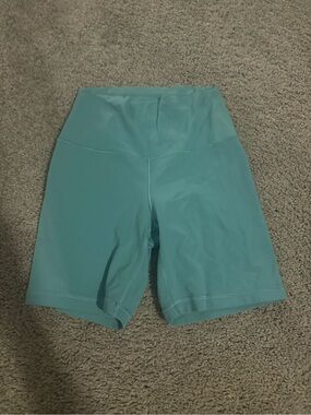 Women’s Old Navy High-Rise Studio Smooth Biker Shorts
